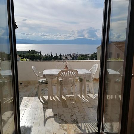 Apartment Domijan By El-Pi Tours نجيفيش المظهر الخارجي الصورة
